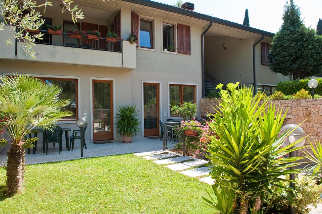 Casa Facchinetti Blue Apartment Мальчезине Экстерьер фото